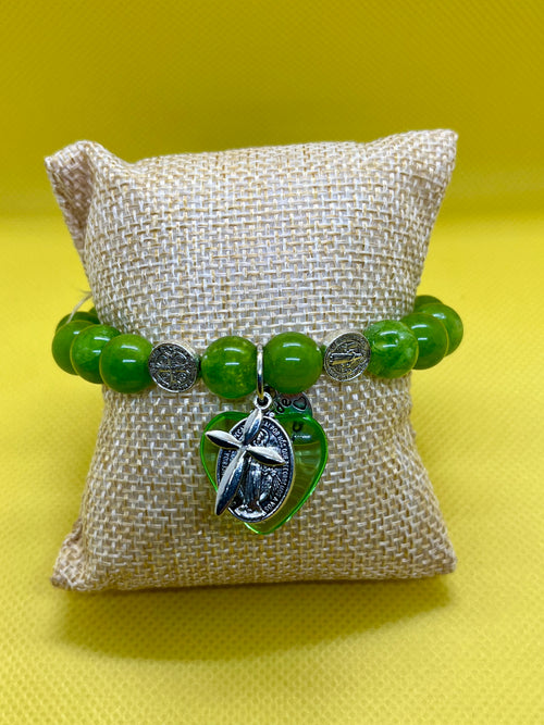 "Handmade Green Peridot natural stone beaded bracelet with charm, String & Soul"