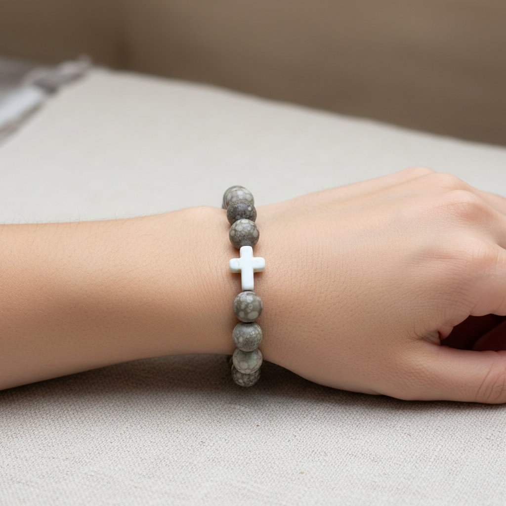 Maifanitum Wrist
